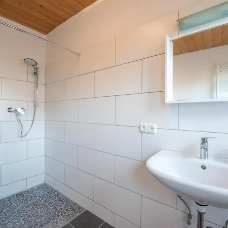 Haus Karl شقة ابينسي